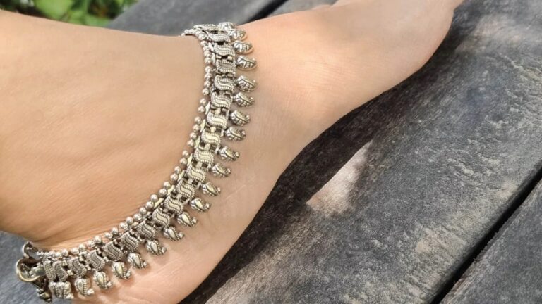 Interesting Facts: కాళ్లకు వెండి పట్టీలు ధరించడంలో సైన్స్ దాగుందా?