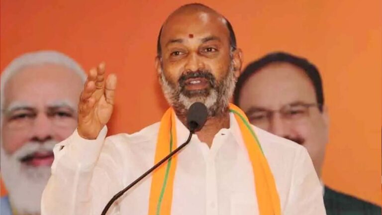 Bandi Sanjay: మోడీని అంబేద్కర్‌ వారసుడితో పోల్చిన బండి