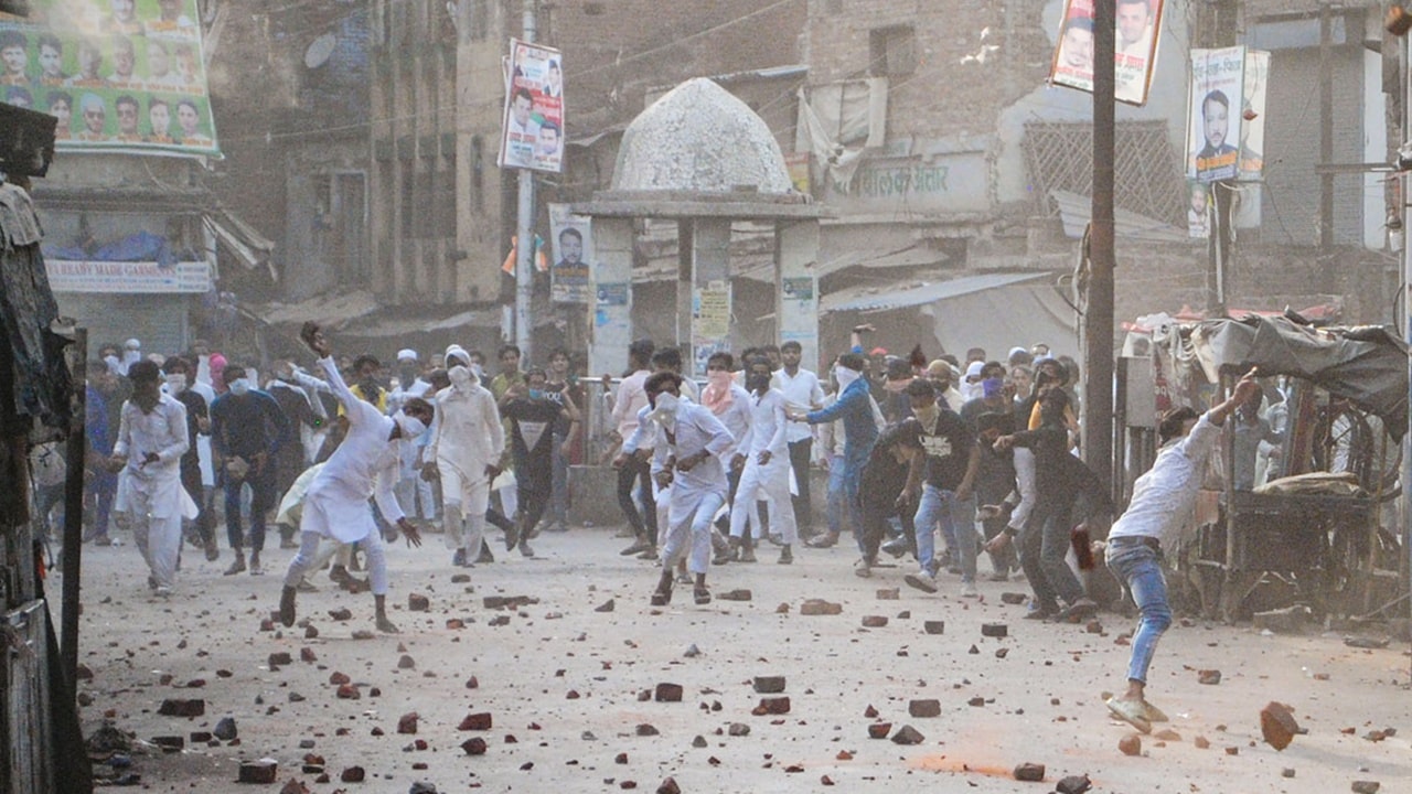 Prophet row: Second day of riots in Bengal .. Concerns over the road