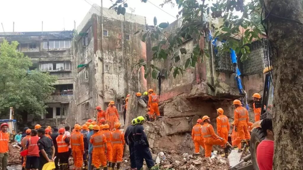Building Collapse In Mumbai