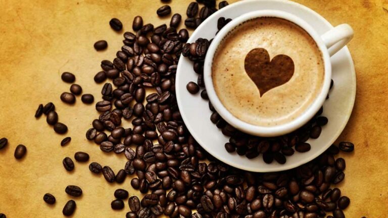 Health Tips: మీకు కాఫీ తాగే అలవాటు లేదా ? అయితే రిస్కే..
