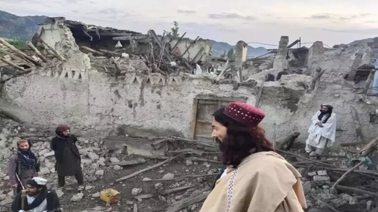 Afghanistan: అఫ్గానిస్థాన్‌లో భారీ భూకంపం.. 255 మంది మృతి!