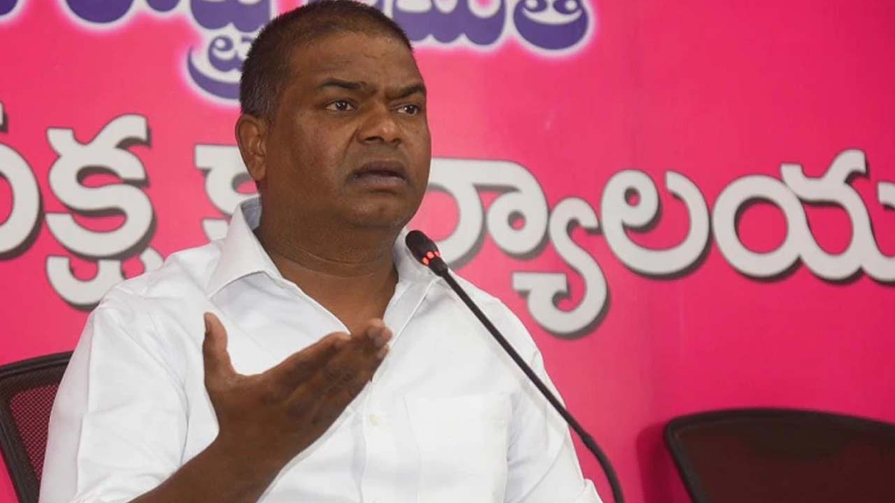 Jeevan Reddy: తెలంగాణ సీఎంగా ఉన్న కేసీఆర్.. దేశానికి ప్రధాని అయితే తప్పేంటి