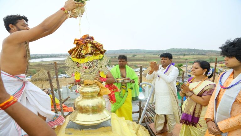 MLC Kavitha: చివరి రోజుకు లక్ష్మీ నర్సింహా స్వామి ఆలయ ప్రతిష్ఠాపనోత్సవాలు