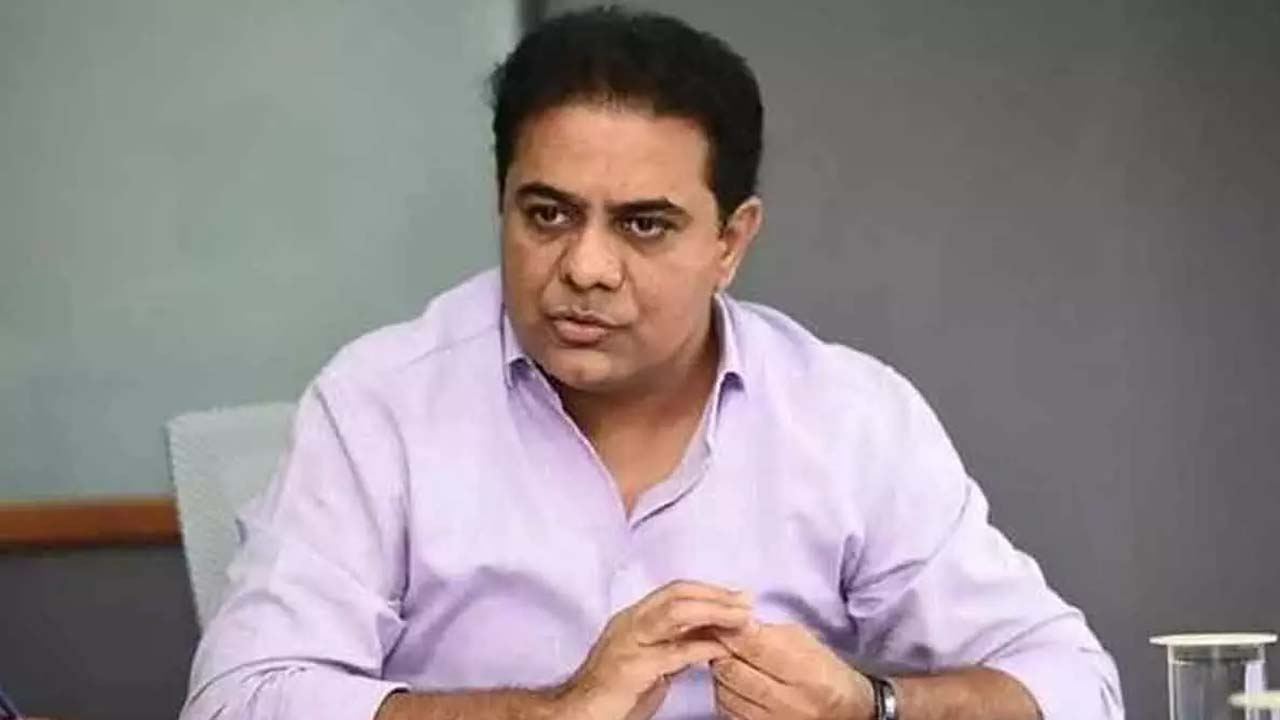 KTR: త్వరలో వార్డ్‌ ఆఫీసర్‌ పోస్టులు