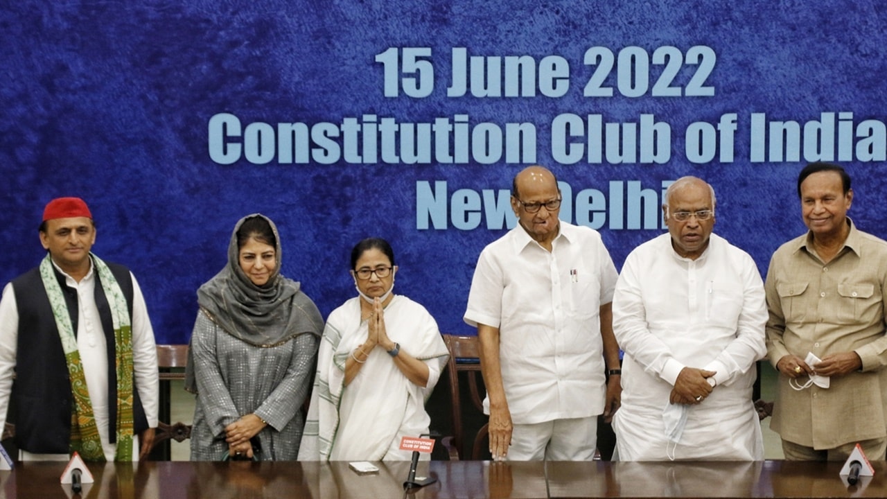 Presidential Poll: రాష్ట్రపతి ఎన్నికల రేసులో గోపాలకృష్ణ గాంధీ, ఫరూక్ అబ్దుల్లా..!