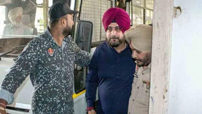 Navjot Singh Sidhu: జైలు నుంచి ఆస్పత్రికి నవ్యజోత్‌ సింగ్ సిద్దూ