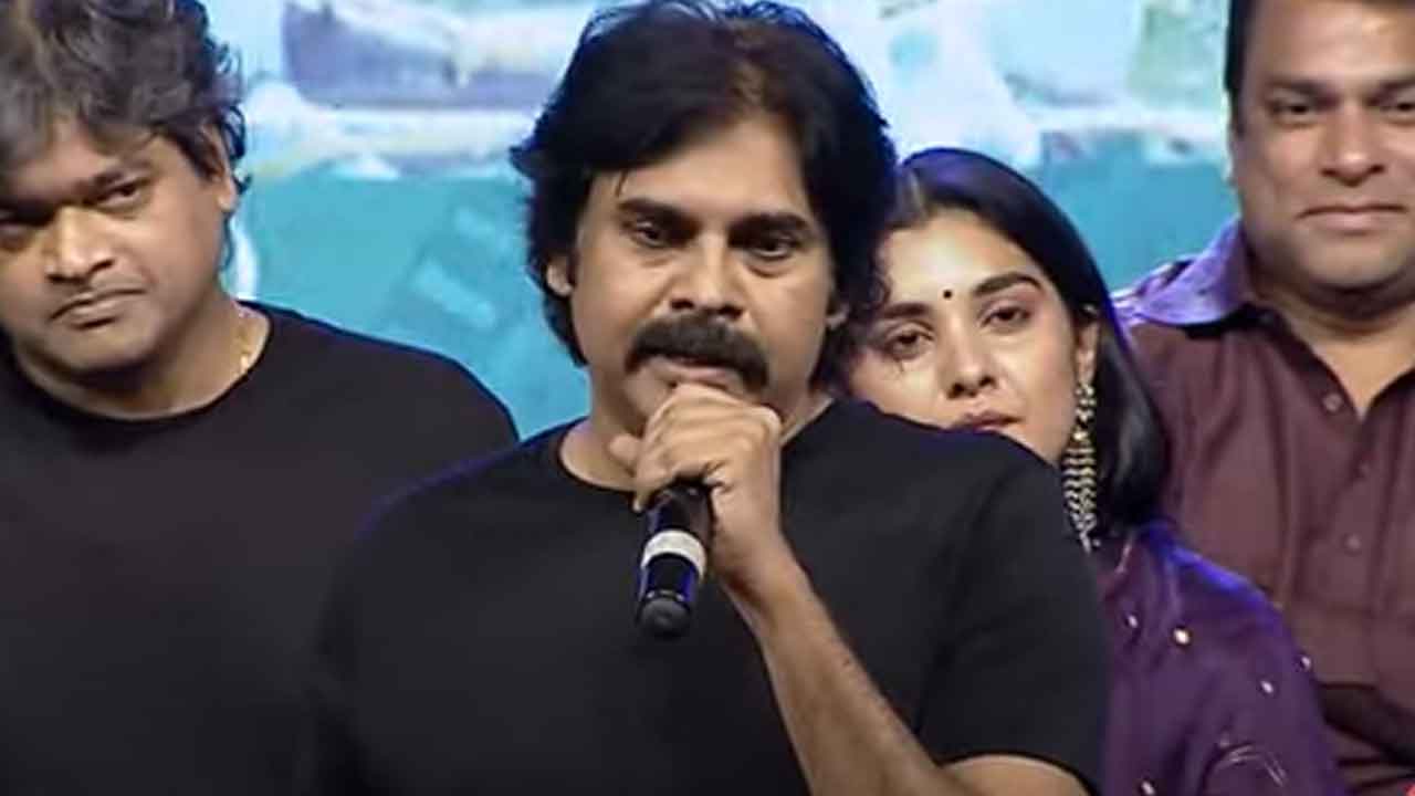 Pawan Kalyan: పాయింట్ బ్లాక్ లో గన్ పెట్టి నాతో ఆ పని చేయిస్తున్నారు