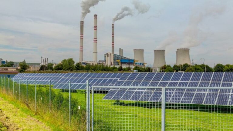 Coal Energy:  4 ఏళ్లలో 81 థర్మల్ విద్యుత్ కేంద్రాల్లో ఉత్పత్తి తగ్గింపు