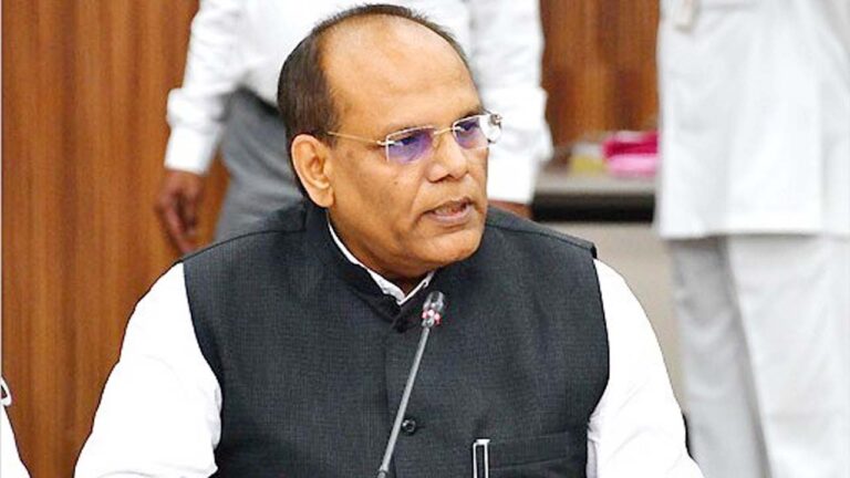 High Court: సోమేష్ కుమార్ కొనసాగింపుపై హైకోర్టులో ప్రభుత్వ వాదన