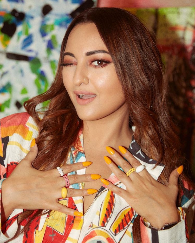 sonakshi sinha