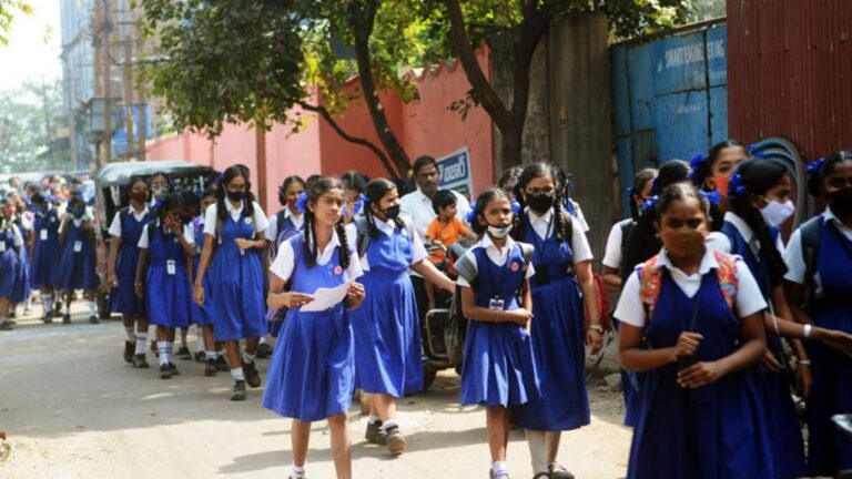 Academic Calender: అకాడమిక్ క్యాలెండర్ విడుదల.. వచ్చే ఏడాది మార్చిలో టెన్త్ పరీక్షలు