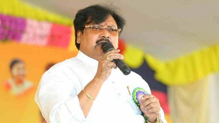 Varla Ramaiah: సజ్జల చేతుల్లో సీఐడీ పావుగా మారింది