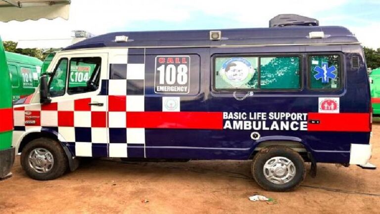 108 Services:  ఏపీలో పనిచేయని 108 సర్వీస్.. మరి ఏ నంబర్‌కు కాల్ చేయాలి?