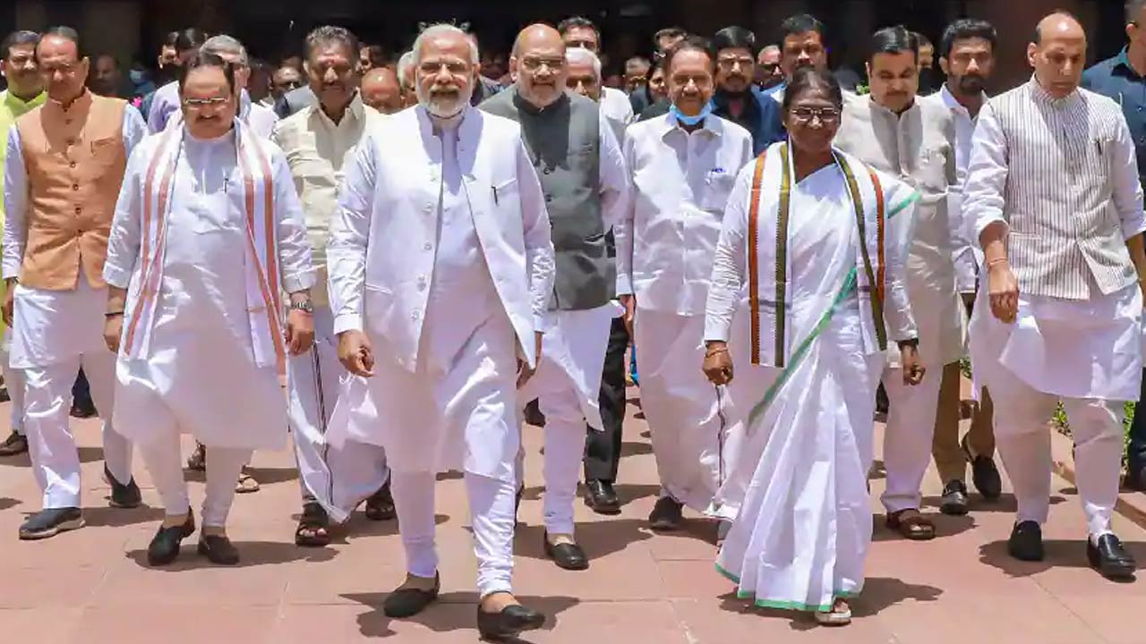 BJP Successful Strategy: ఫలించిన బీజేపీ వ్యూహం.. ప్రత్యర్థులకు బిగ్‌ షాక్‌..