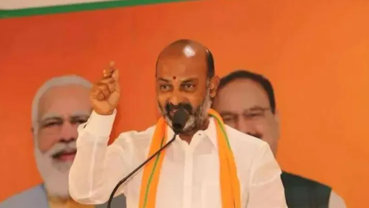 Bandi Sanjay : ఎంపీ అర్వింద్‌పై దాడి.. స్పందించిన బండి సంజయ్‌