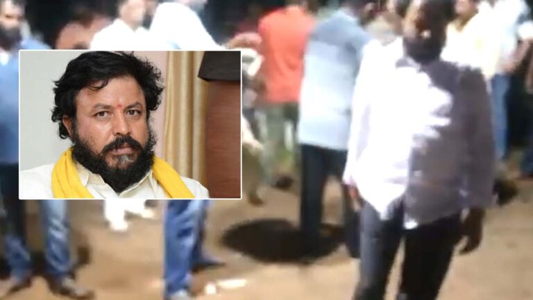 Cock Fights: హైదరాబాద్‌లో కోడిపందాలు.. పరారీలో చింతమనేని..!