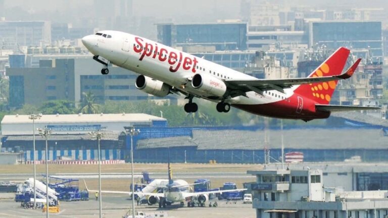 DGCA: స్పైస్‌జెట్‌కు డీజీసీఏ షోకాజ్ నోటీసులు