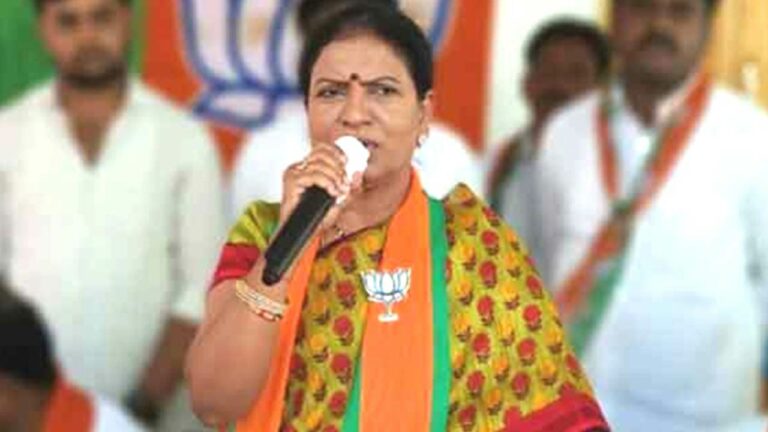 DK Aruna: వైఎస్‌ ఫ్యామిలీలో విభేదాల వల్లే షర్మిల పార్టీ.. ఏపీలో పోటీచేయొచ్చుగా..!