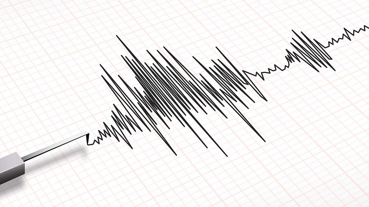 Earthquake: నెల్లూరులో భూప్రకంపనలు.. పరుగులు తీసిన జనం