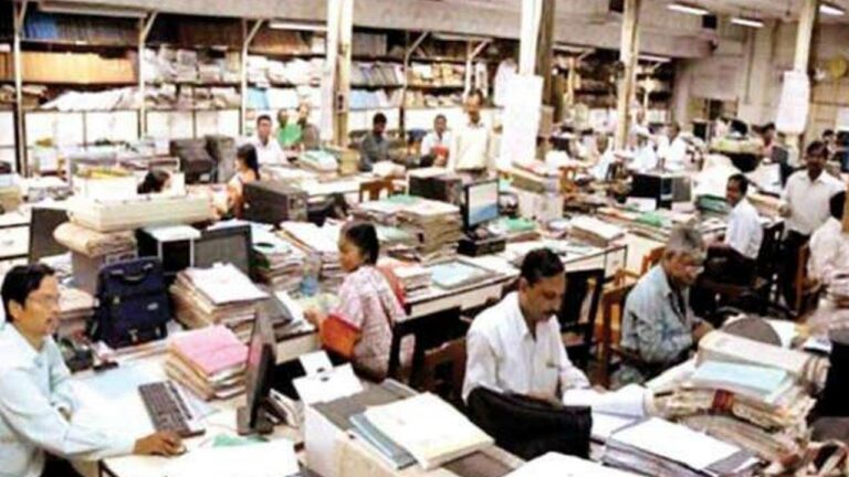 7th Pay Commission: ప్రభుత్వ ఉద్యోగులకు డబుల్ బొనాంజా.. మళ్లీ పెరగనున్న డీఏ