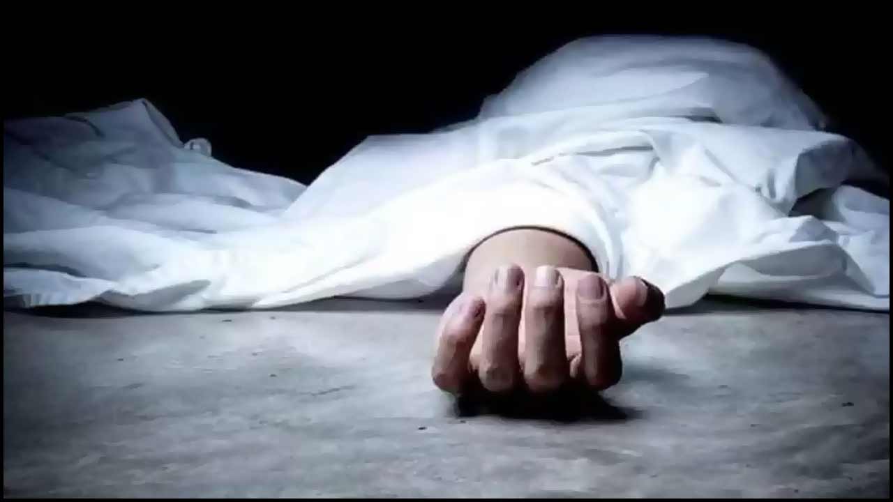 Engineering Student Suicide: రైలు కిందపడి విద్యార్థి ఆత్మహత్య