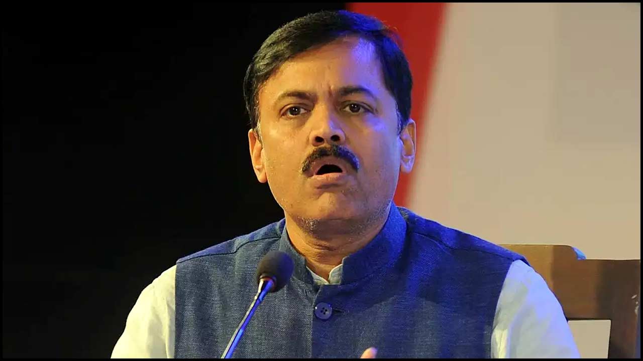 GVL Narasimha Rao: టీడీపీ, వైసీపీ ఏపీని అప్పుల్లో ముంచాయి.. అందుకే సస్పెండ్ చేశారు