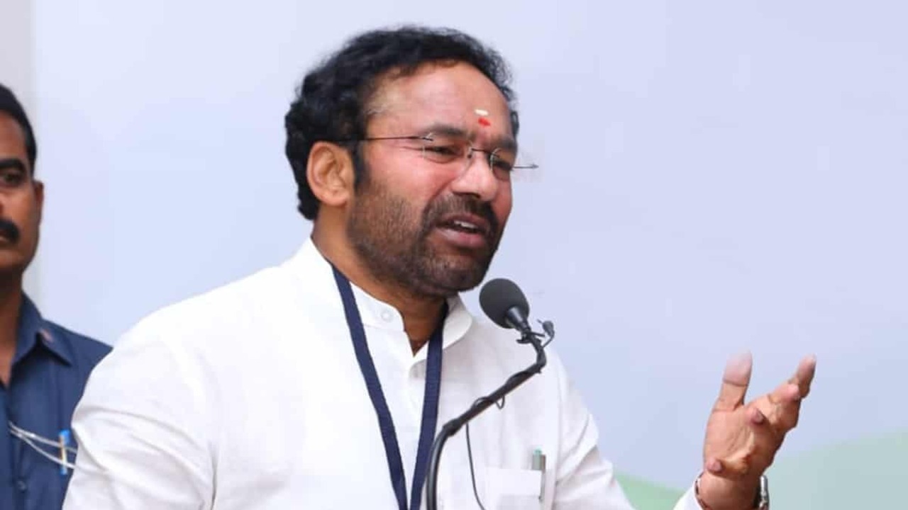 Minister Kishan Reddy: KCR's family lies about Smart City funds