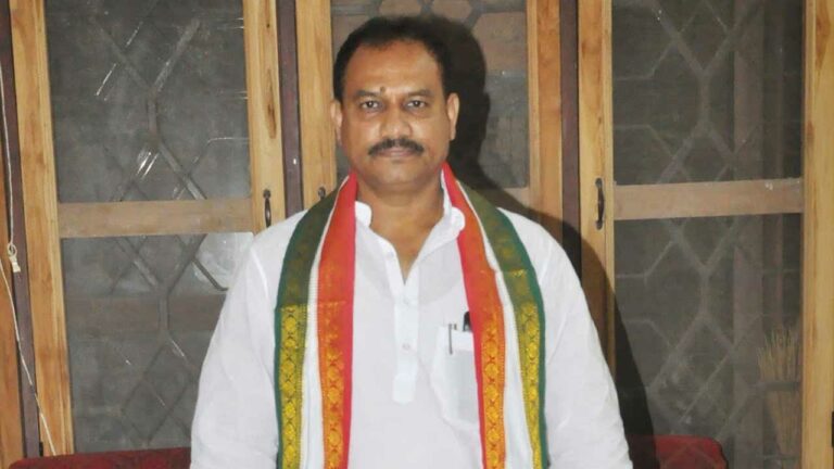 Congress Mahesh Goud : మల్లారెడ్డినీ తక్షణమే మంత్రి వర్గం నుంచి తొలగించి.. విచారణ జరపాలి