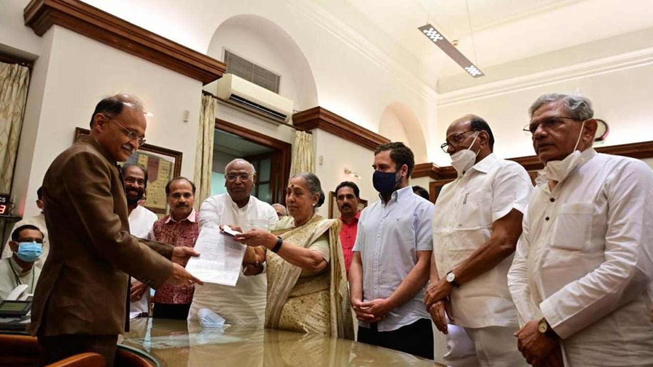 Vice Presidential Elections 2022: నామినేషన్ దాఖలు చేసిన మార్గరెట్ అల్వా