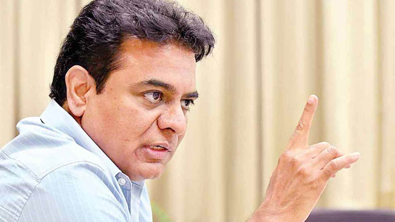 Minister KTR : జిల్లాల్లో ఒక్క ప్రాణ నష్టం ఉండొద్దు