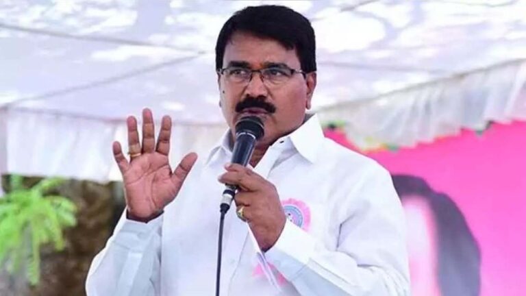 Minister Niranjan Reddy: వరదతో పంప్‌హౌస్‌లు మునిగిపోతే ప్రభుత్వానిది తప్పా..?