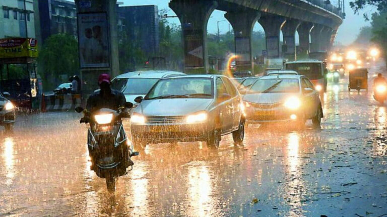 Hyderabad Rains : హైదరాబాద్‌ లో మళ్లీ భారీ వర్షం..
