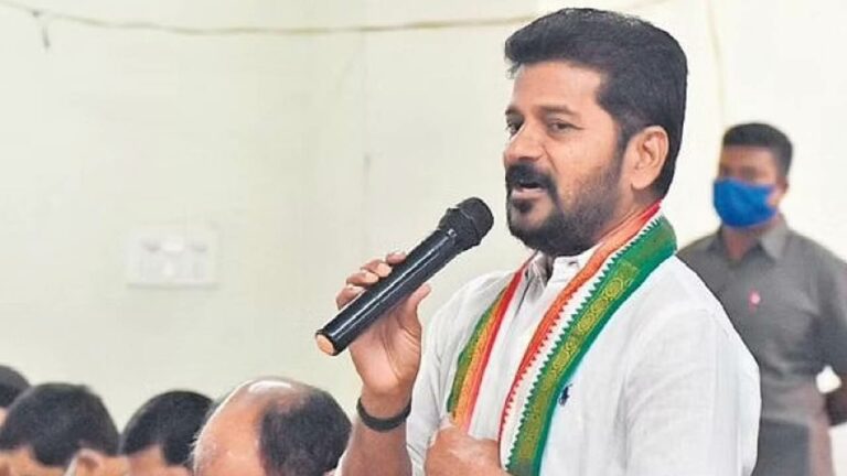 Revanth Reddy : బీజేపీ, టీఆర్‌ఎస్‌ రాజకీయ వ్యూహాల్లో రాష్ట్రం చిక్కుకుంది