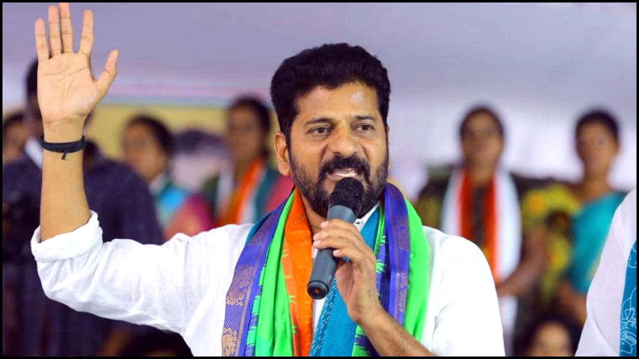 Revanth Reddy: కేసీఆర్‌‌ను 2 వేల నోట్ల మీద కాలిస్తే.. ఇంకా డబ్బులు మిగులుతాయి