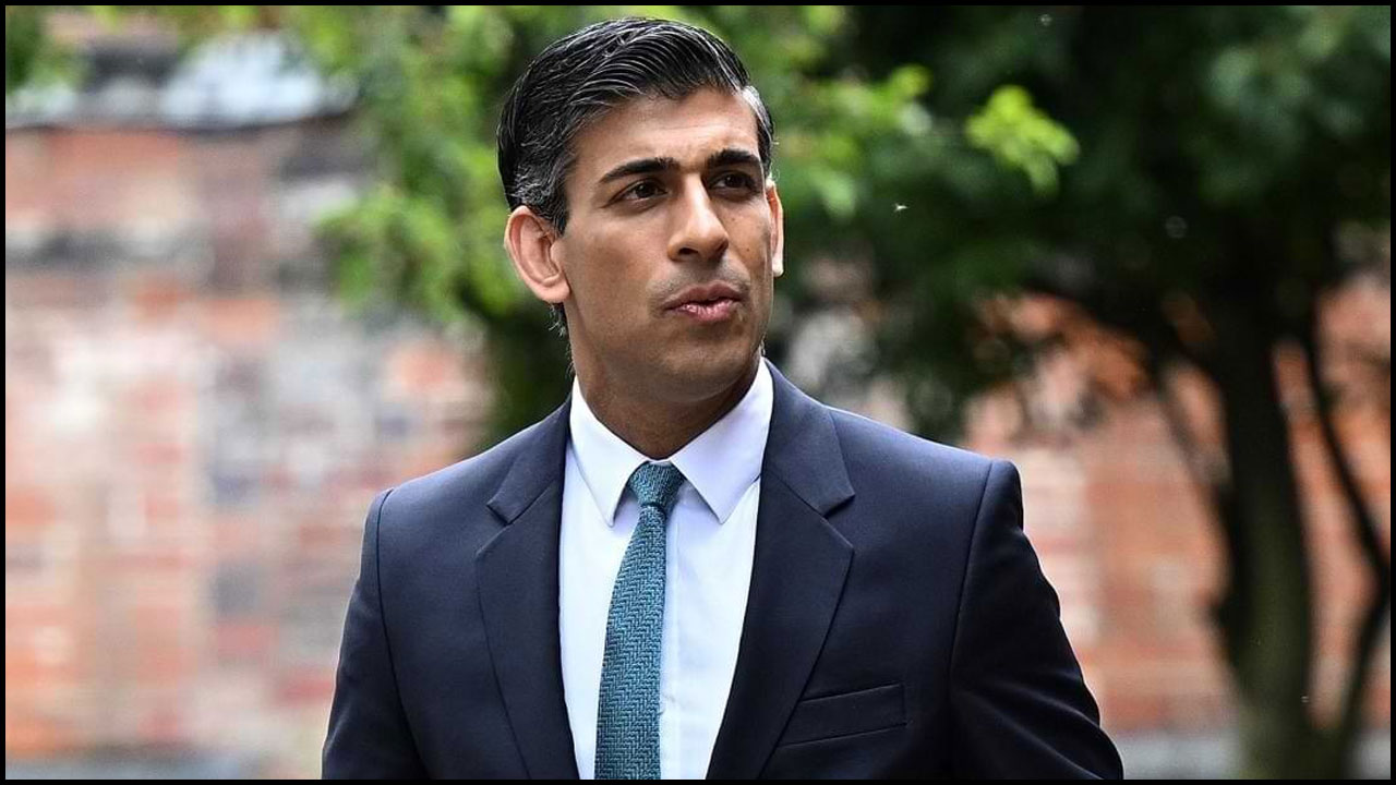 Rishi Sunak: తప్పు చేసి బుక్కయ్యారు.. ట్రోలింగ్‌కు గురయ్యారు