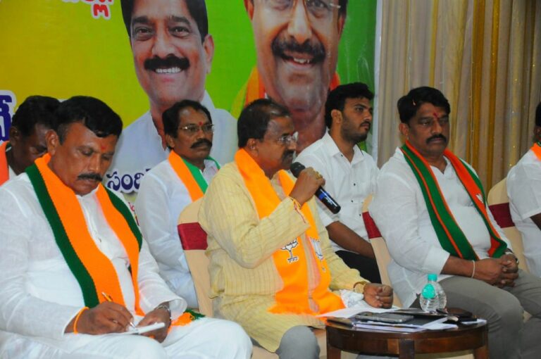 Somu Veerraju: పోలవరం అంశాన్ని‌ వివాదం చేసే కుట్ర