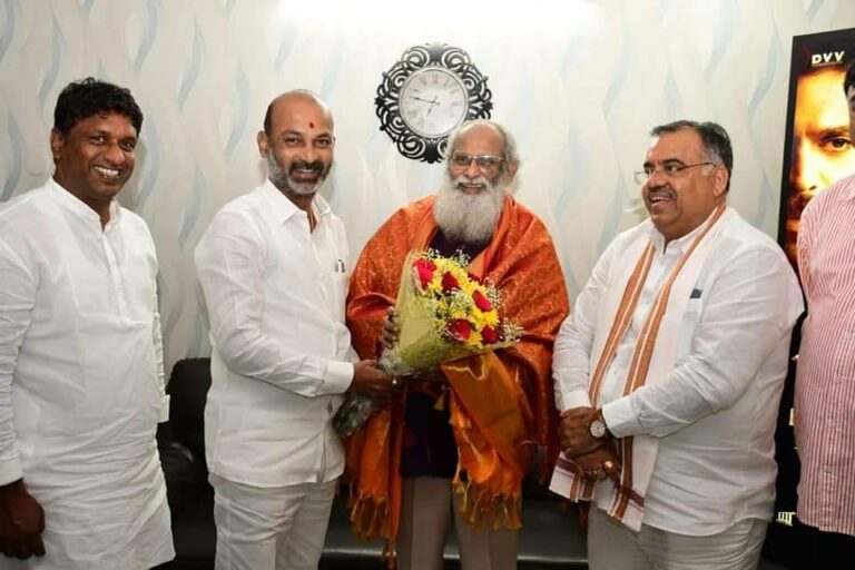 Vijayendra prasad: ‘రజాకార్ ఫైల్స్’ మూవీ రావడం ఖాయమా?