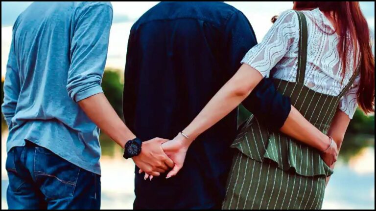 Crime News: ప్రియుడి మోజులో భార్య కుట్ర.. చివరికి ఏమైందంటే?