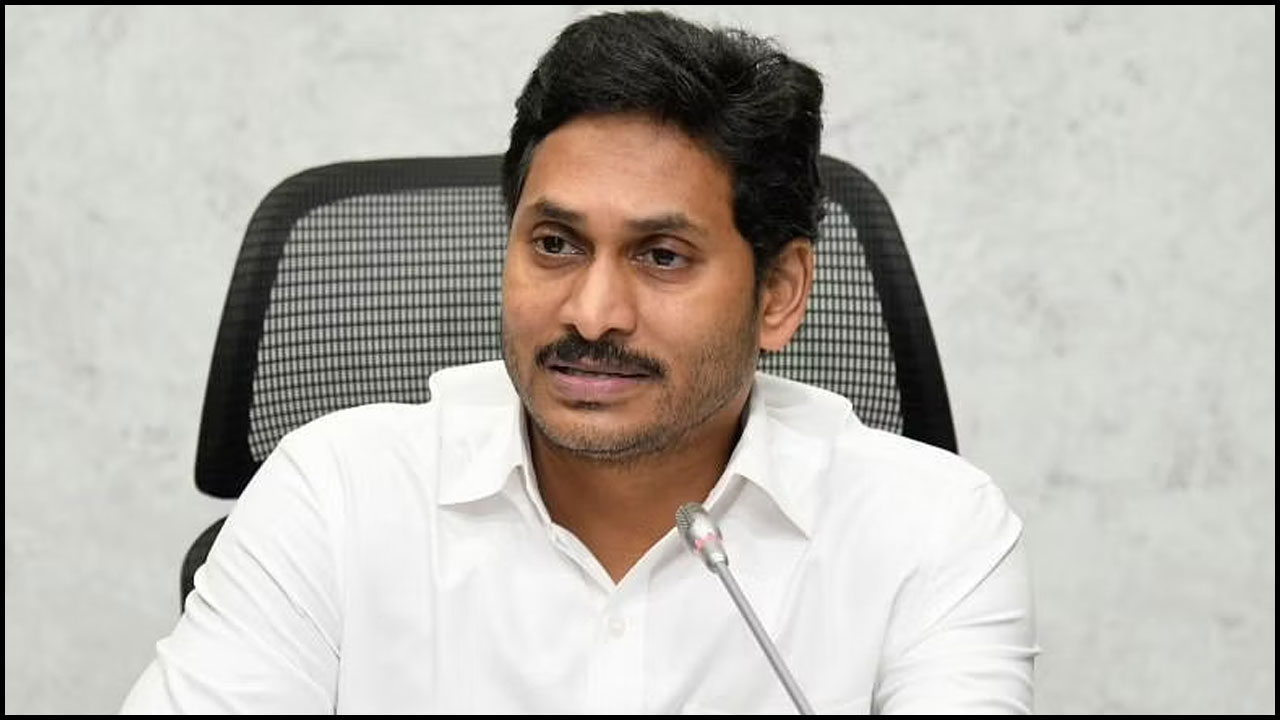 YS Jagan Mohan Reddy: కీలక నిర్ణయం.. కేబుల్ ఆపరేటర్లకు ఊరట