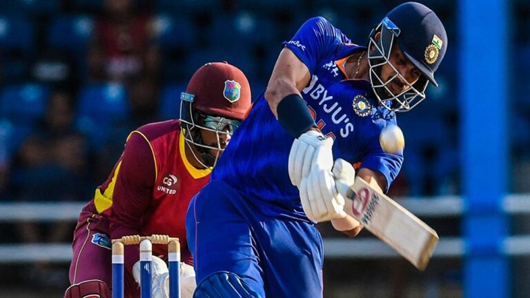 IND Vs WI: దుమ్మురేపిన అక్షర్ పటేల్.. వన్డే సిరీస్ టీమిండియా కైవసం
