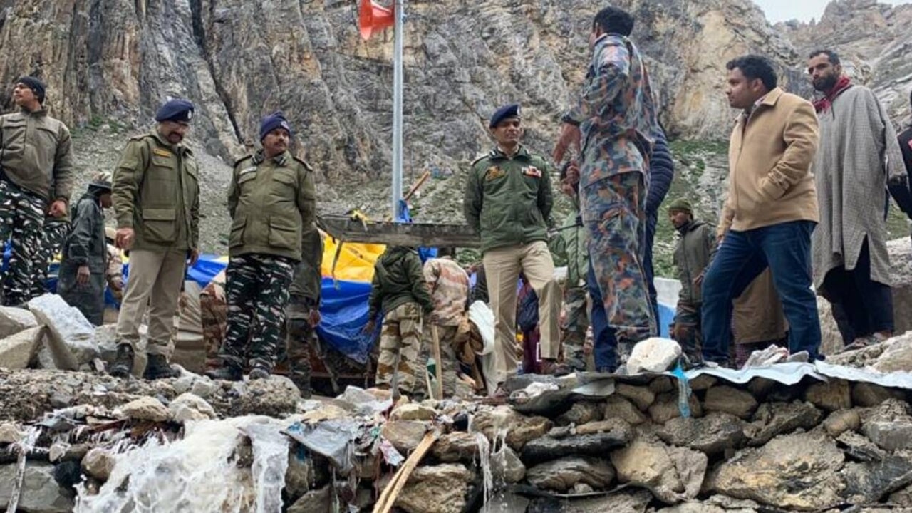 Amaranath Yatra: Two AP pilgrims lost.. AP government announcement