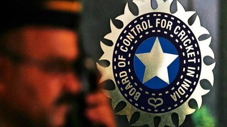 BCCI: బీసీసీఐ కీలక నిర్ణయం.. అంపైర్ల కోసం కొత్త కేటగిరీ ఏర్పాటు