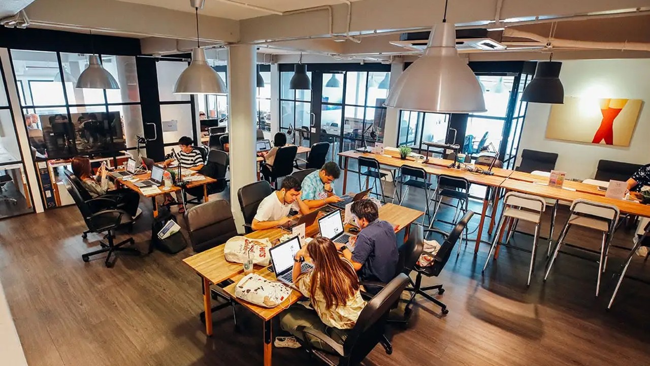 Co-working: కలిసి పనిచేద్దాం రా. కో-వర్కింగ్‌కి జై అంటున్న ఉద్యోగులు.