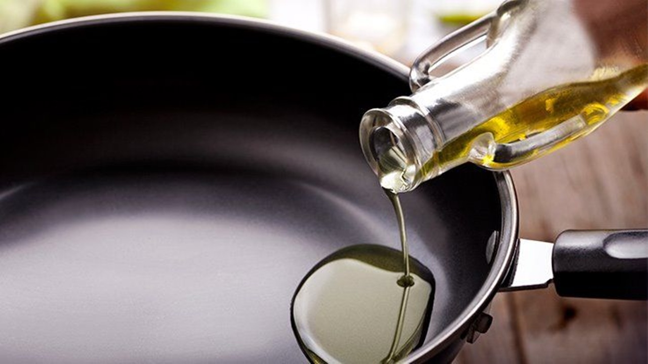 Edible Oil Prices: Relief for the common man.. reduced prices of cooking oils