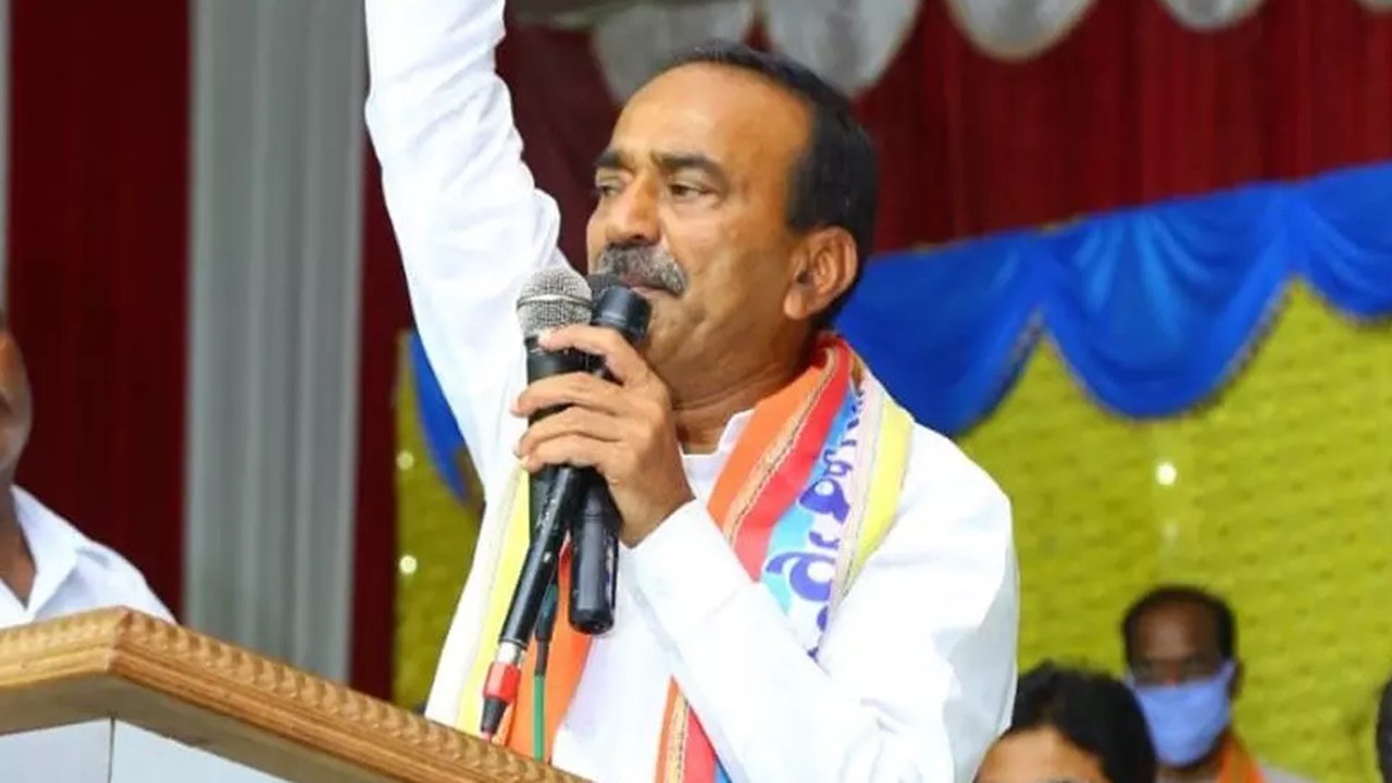 Eetala Rajender: కేసీఆర్‌ను గజ్వేల్ ప్రజలే బొందపెడతారు