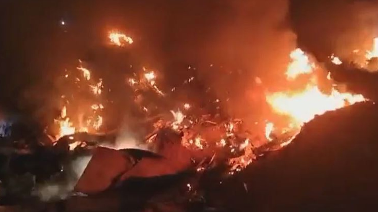 fighter Jet Crash: రాజస్థాన్‌లో కూలిన మిగ్-21 ఫైటర్ జెట్.. ఇద్దరు పైలట్లు మృతి