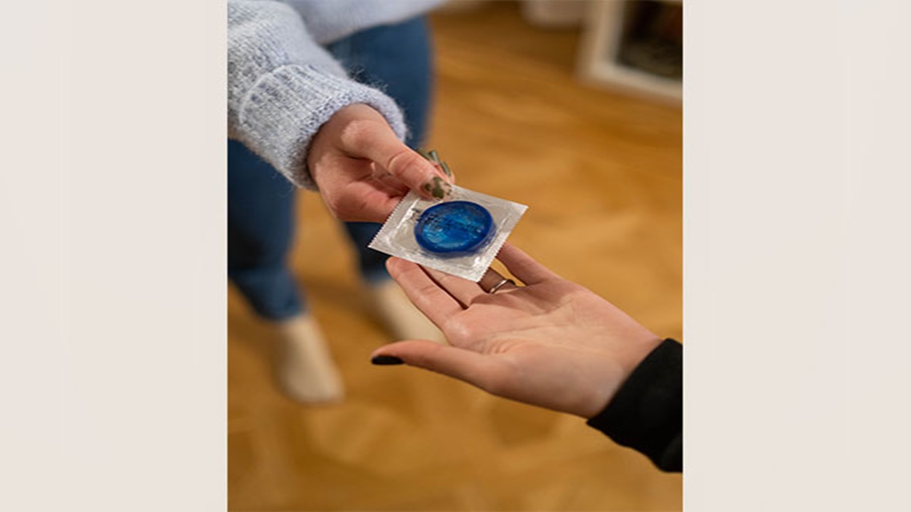 global Condom Market: అవి తెగవాడేస్తున్నారు.. ఎందుకో తెలుసా?