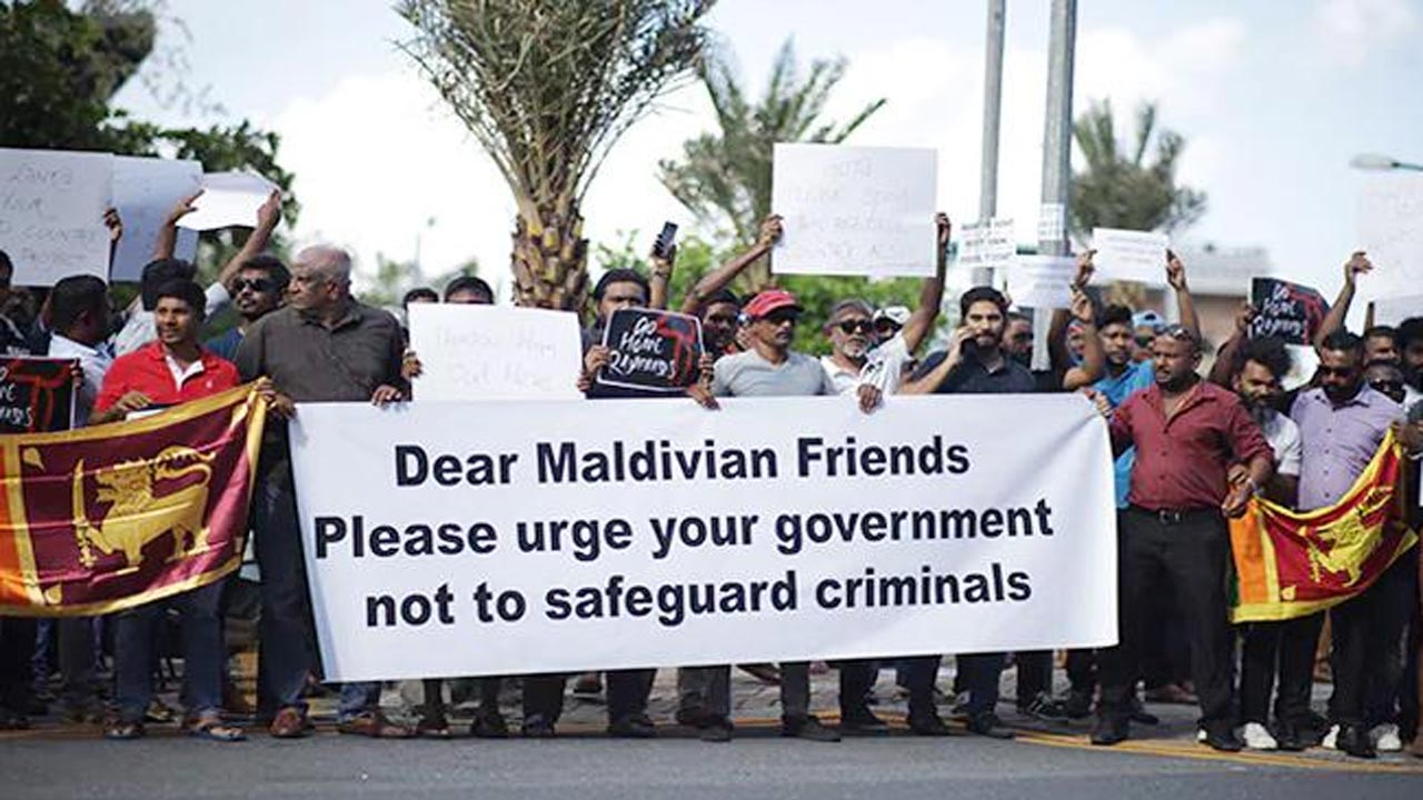Srilanka Crisis: Langues protest in Maldives too.