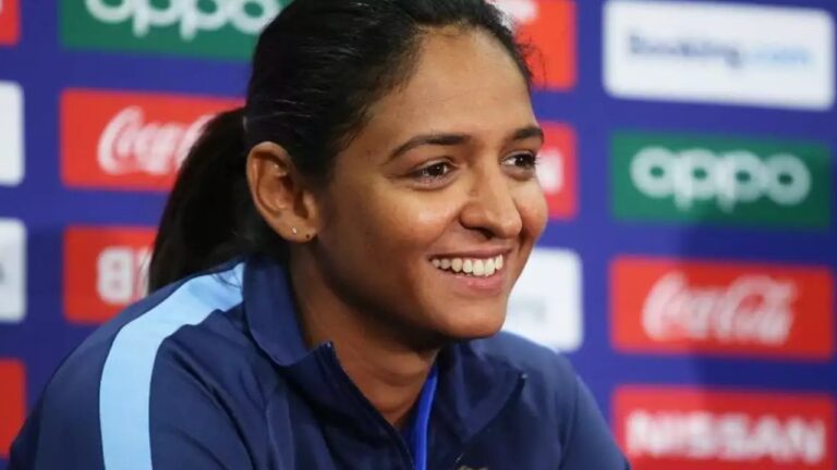 Dhoni Record Breaks: ధోనీ రికార్డును బద్దలుకొట్టిన హర్మన్ ప్రీత్‌కౌర్